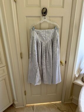 Liz Clairborne Grey and White Stripe 100% Cotton Skirt-Size 14